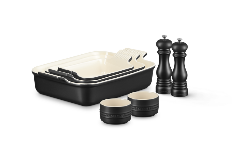 Stoneware 5-piece Essential Setwith Mills